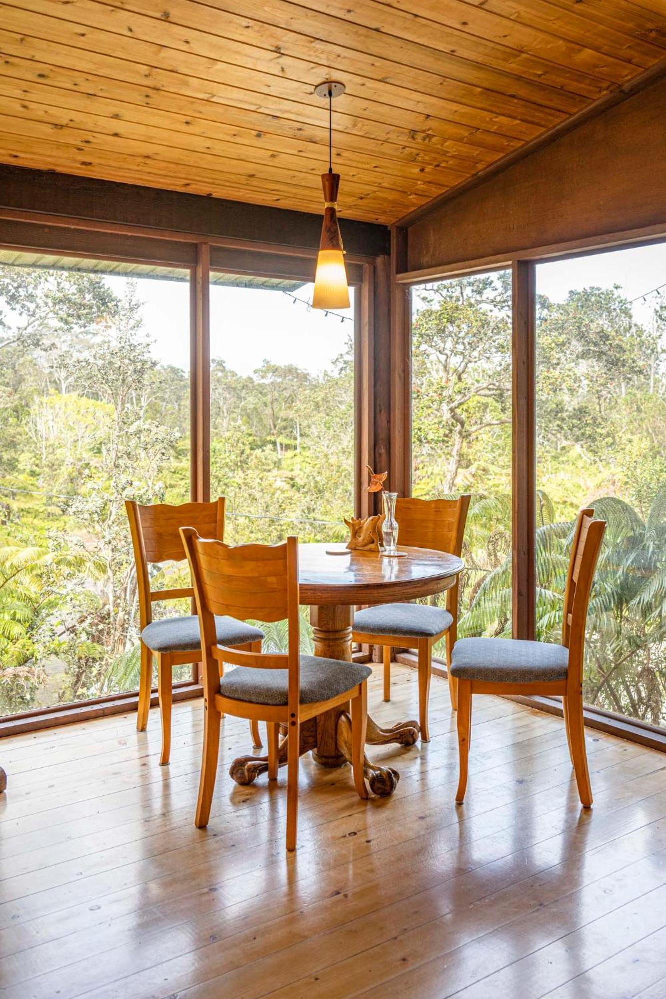Volcano Inn Bed N Breakfast Экстерьер фото